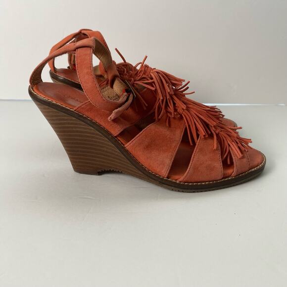 Tommy Bahama Sz 8 Palrinna Orange Coral Leather Suede Wedge Sandals Heel Fringe - Picture 1 of 13